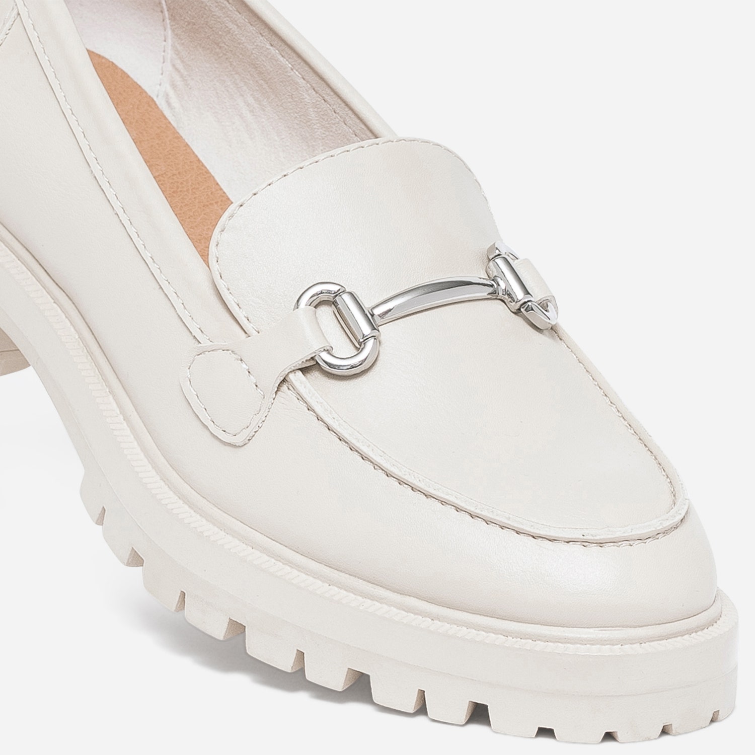 Mocassin TEXTO beige à semelle crantée