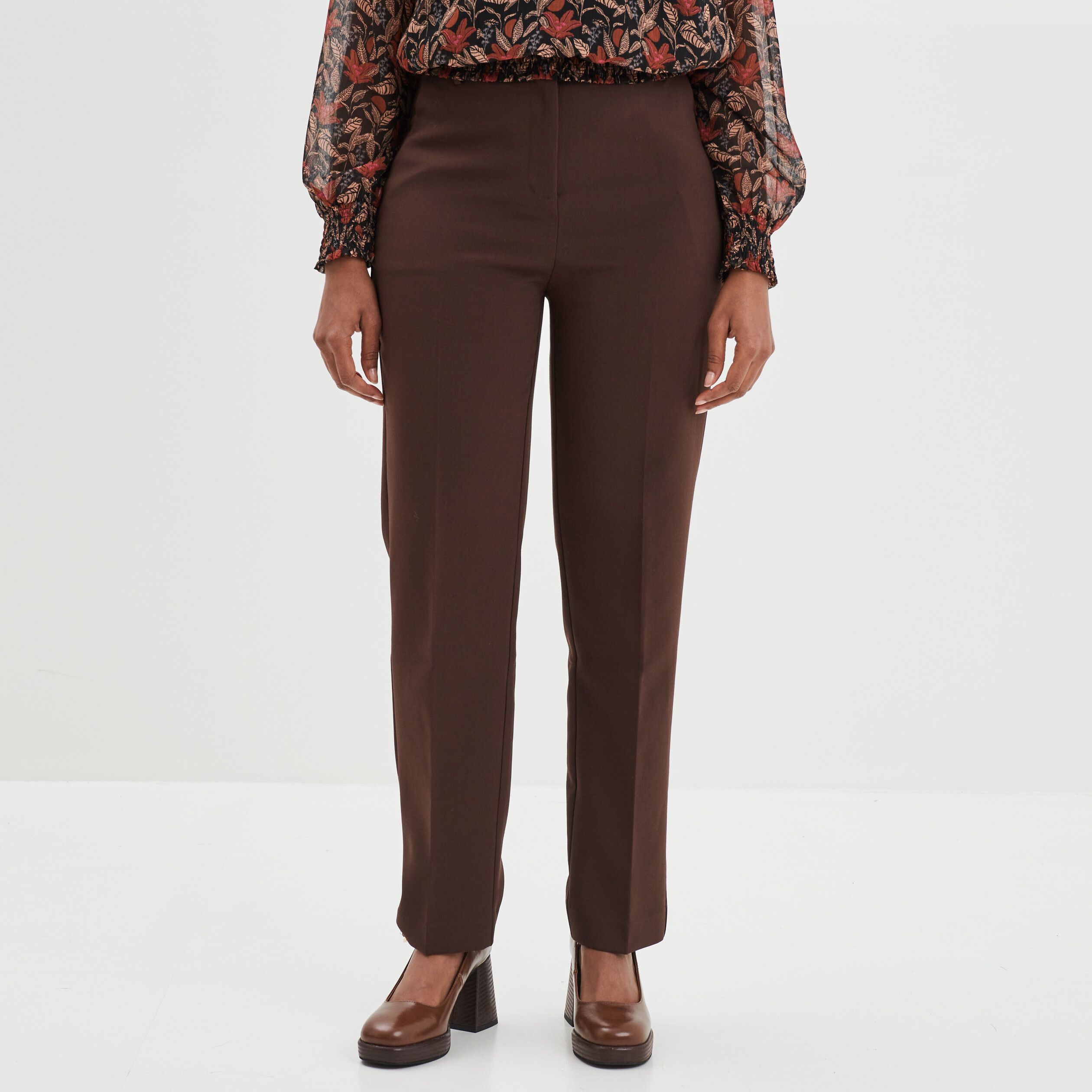 Pantalon city droit à pinces marron foncé femme | La Halle