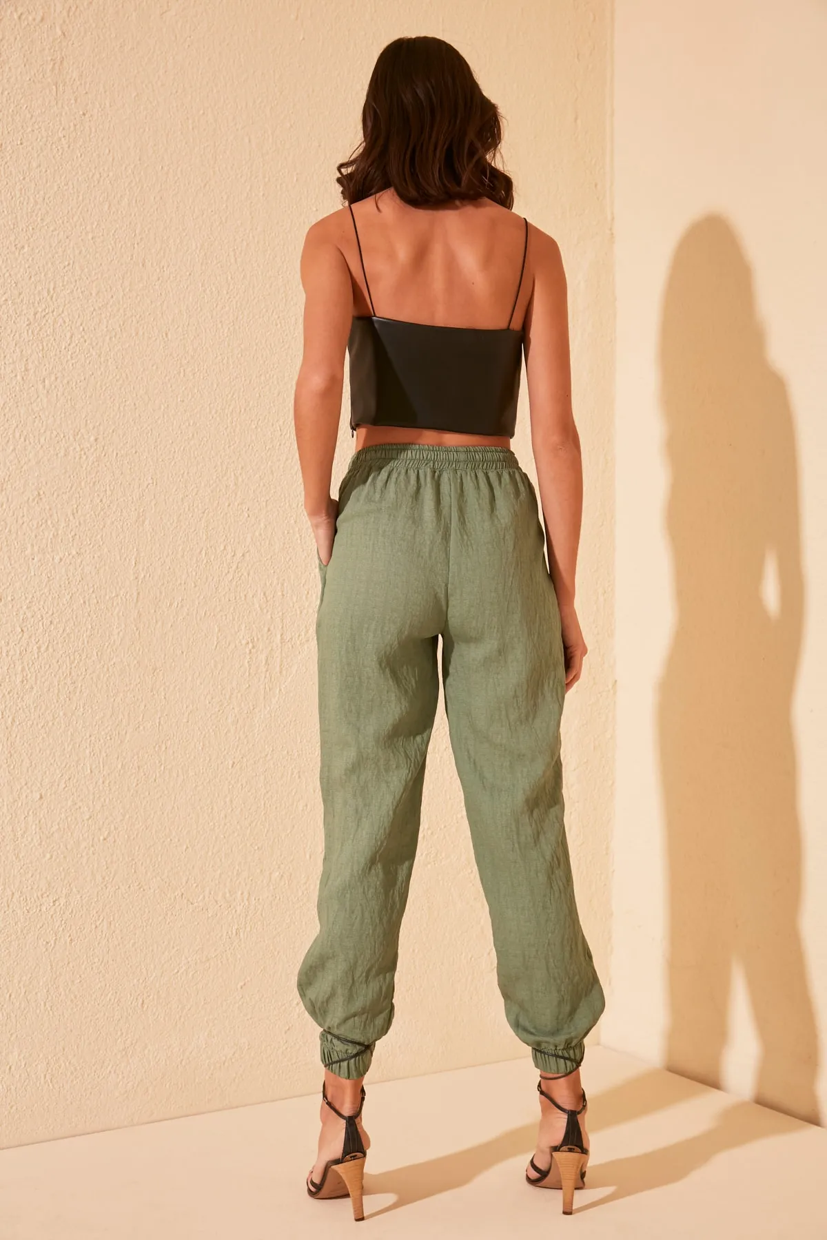 Trendyol Collection  Grüne Jogger-Webhose TWOSS20PL0129
