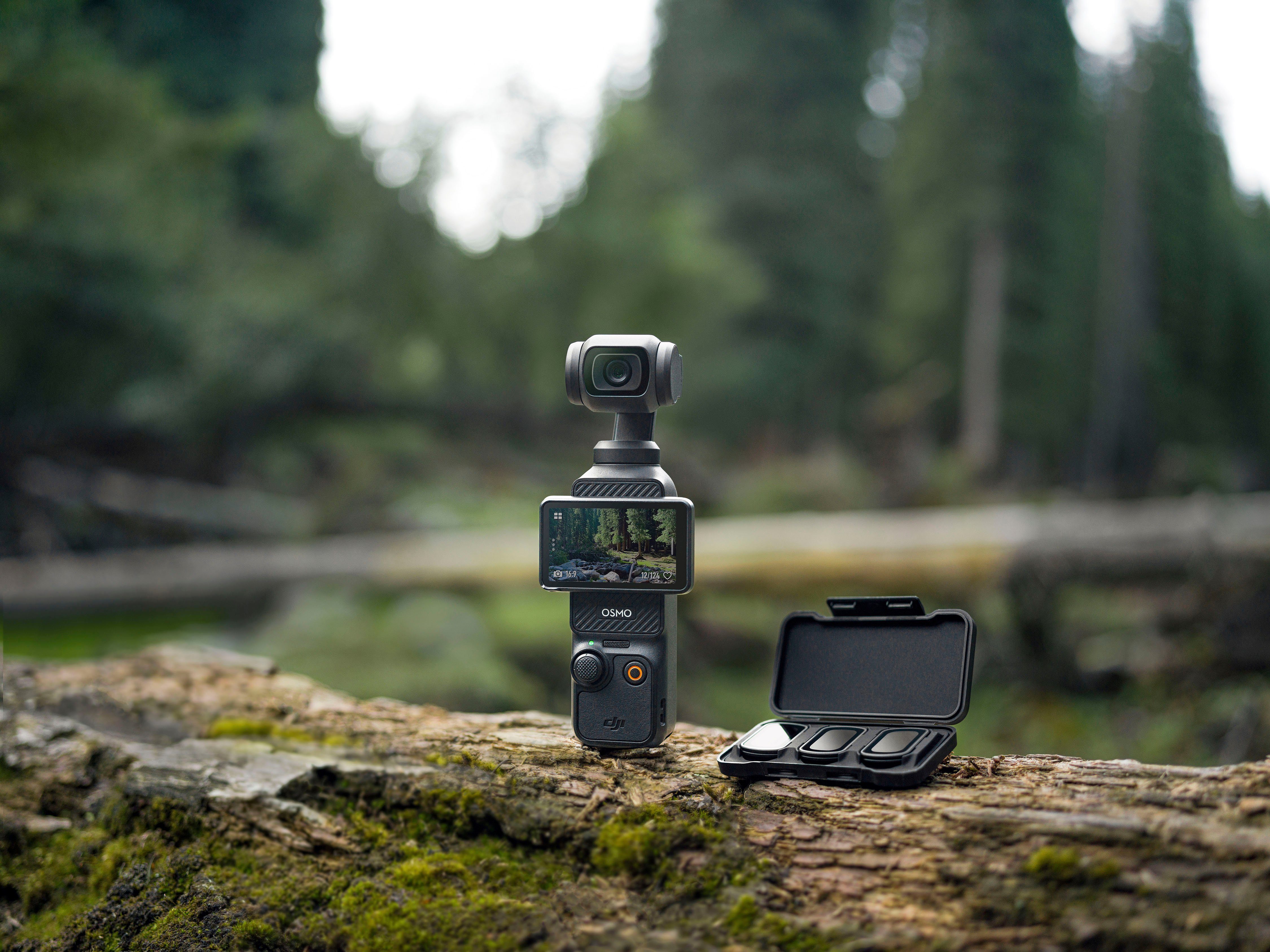 DJI Osmo Pocket 3 Camcorder (4K Ultra HD, Bluetooth)