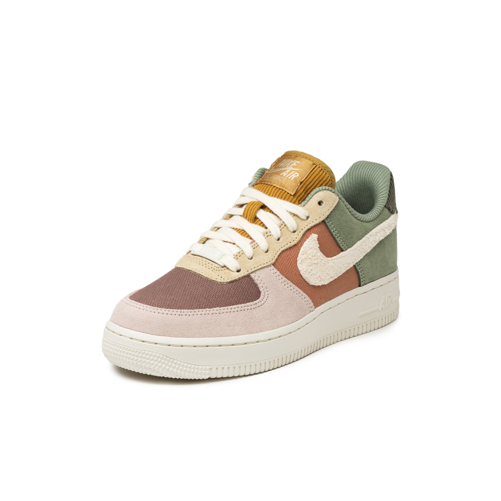 Nike Air Force 1 07 LX Oil Green & Pale Ivory FZ3782-386 / bunt