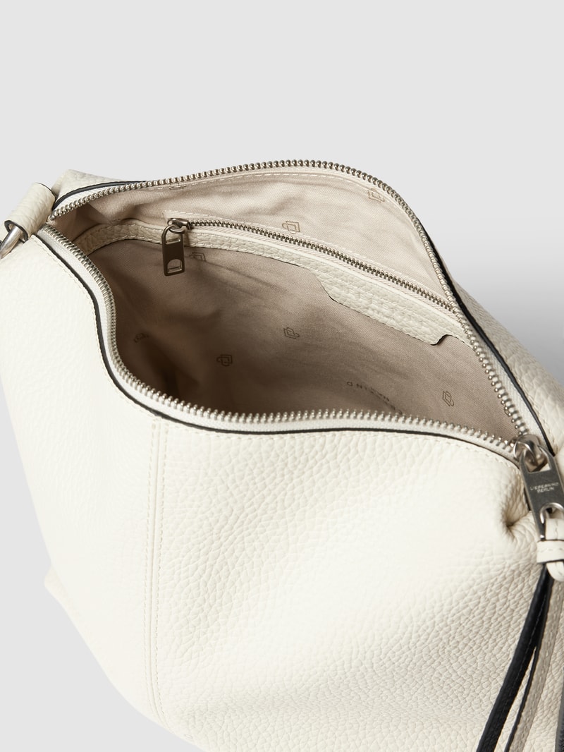 Hobo Bag aus Leder mit Label-Detail Modell 'AISSA' in ecru
