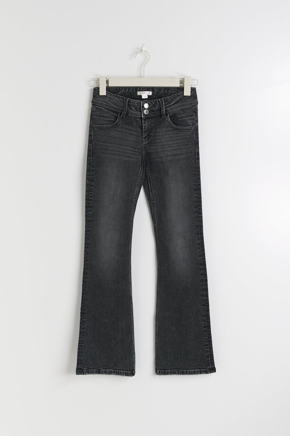 Low waist flare jeans