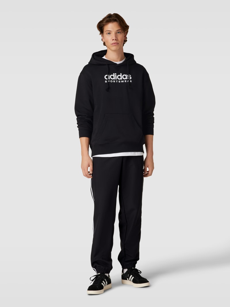 Hoodie mit Label-Print Modell 'ALL SZN' in schwarz