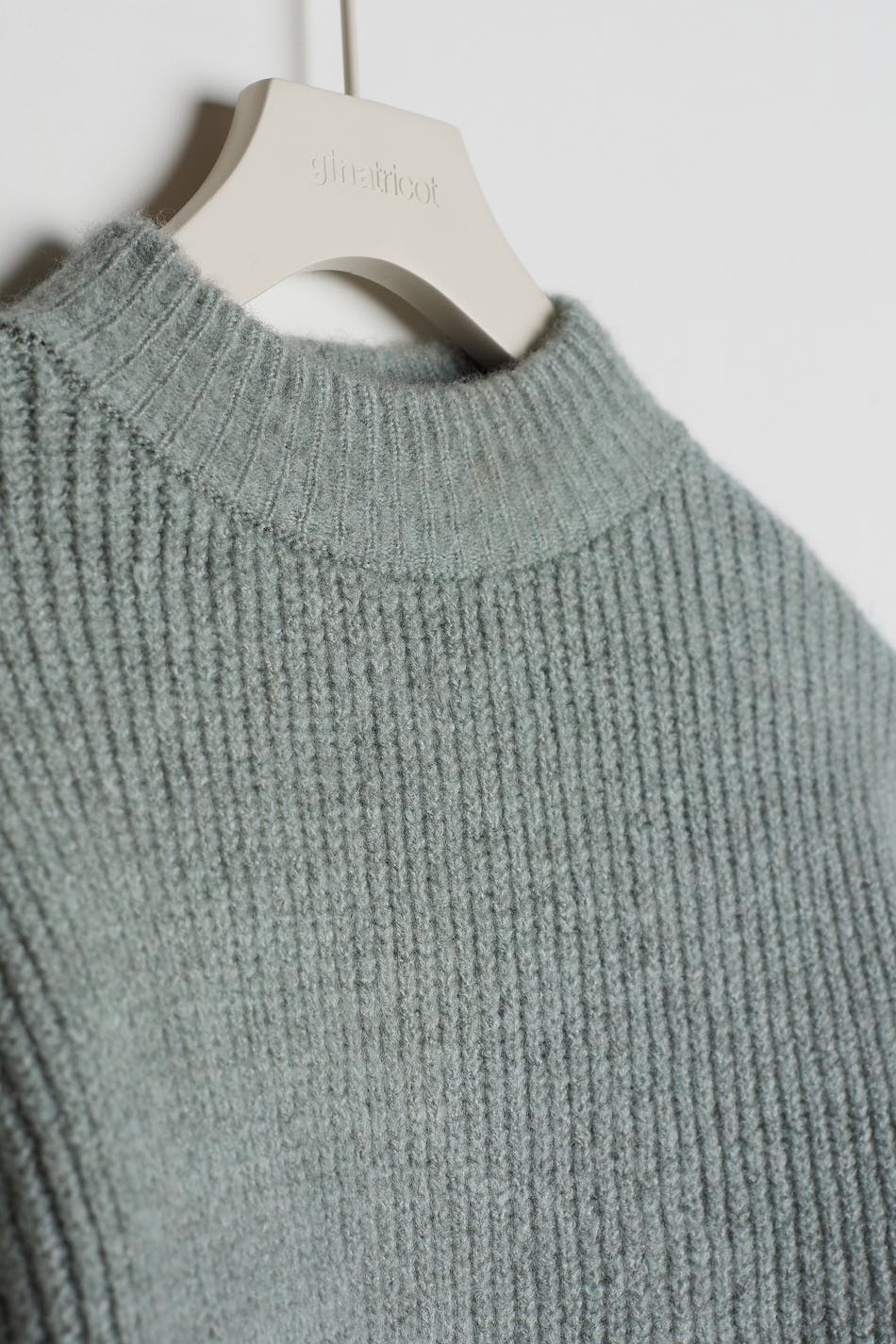 Elsa knitted sweater