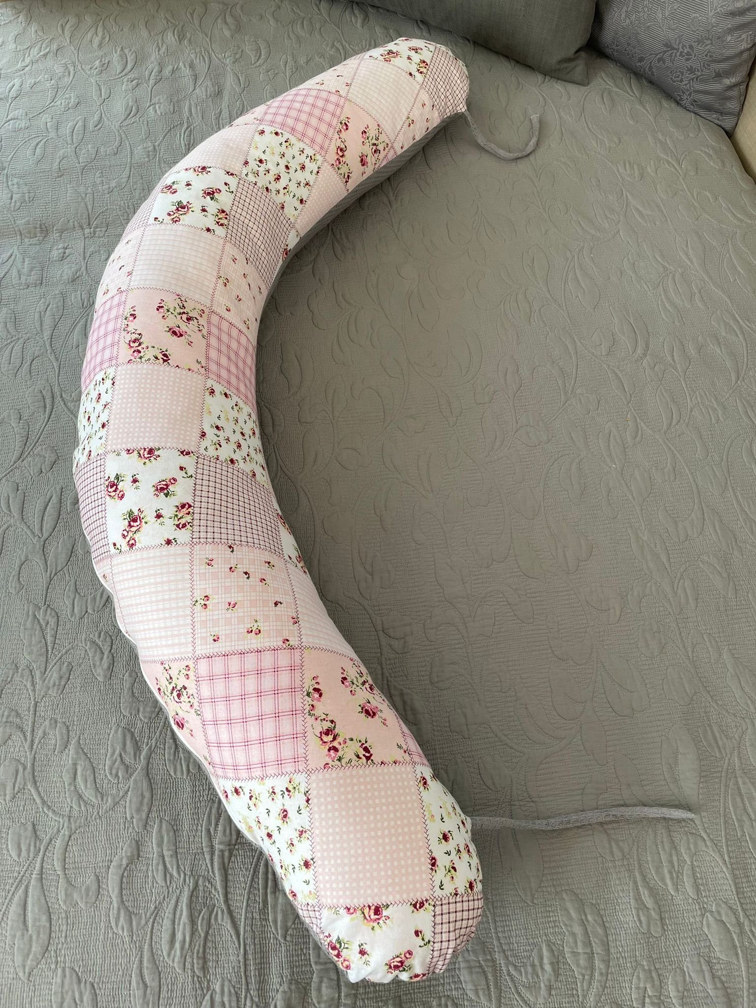 Loolay Stillkissen Attmungsaktive WAFFELPIQUE + GLATT Baumwolle XXL Stillkissen 170 cm, 1A Qualitat Europäische Stoffe unf Kleinserien-Nähen, LOOLAY® Stillkissen + Bezug, WEICH Schwangerschaftskissen Seitenschläferkissen ROSA, GRAU