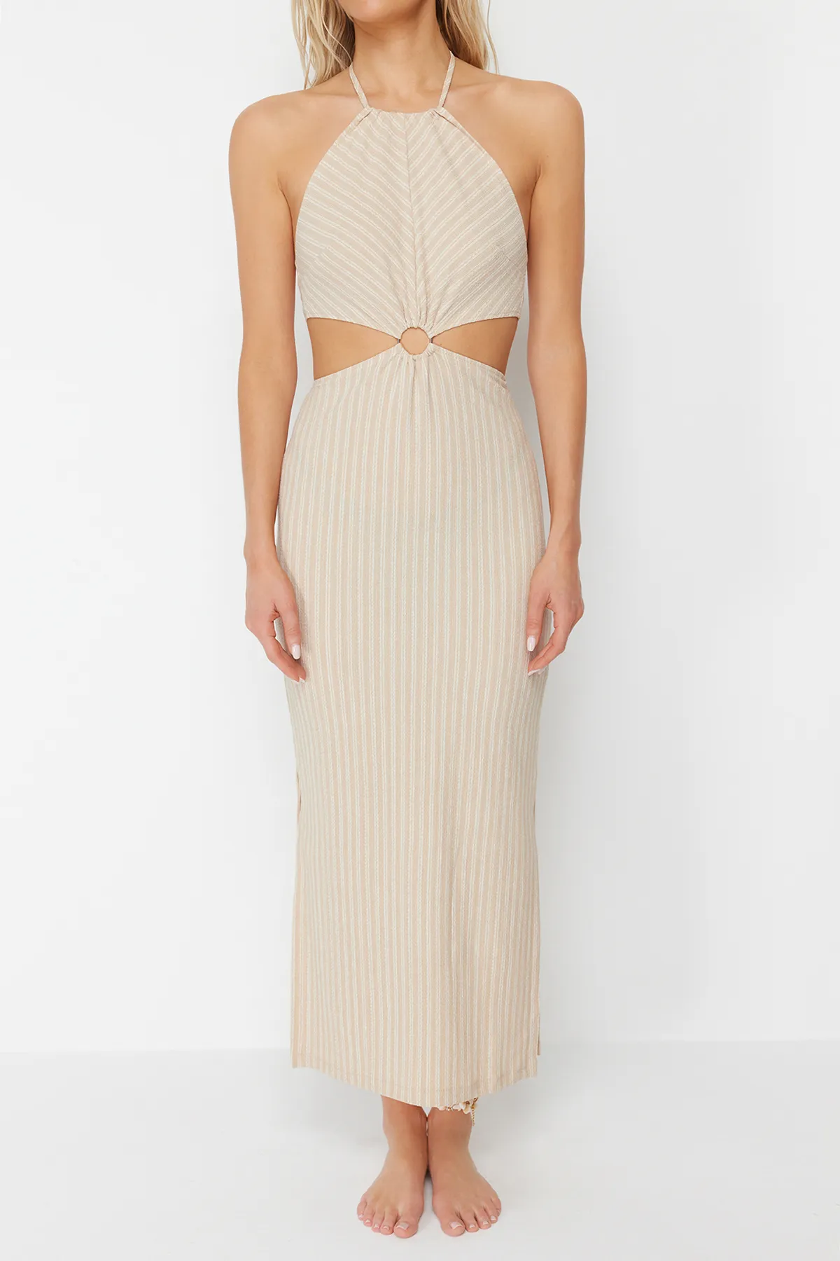 Trendyol Collection  Beiges Maxi-Strickaccessoires-Strandkleid im Strick-Look TBESS23EL00066