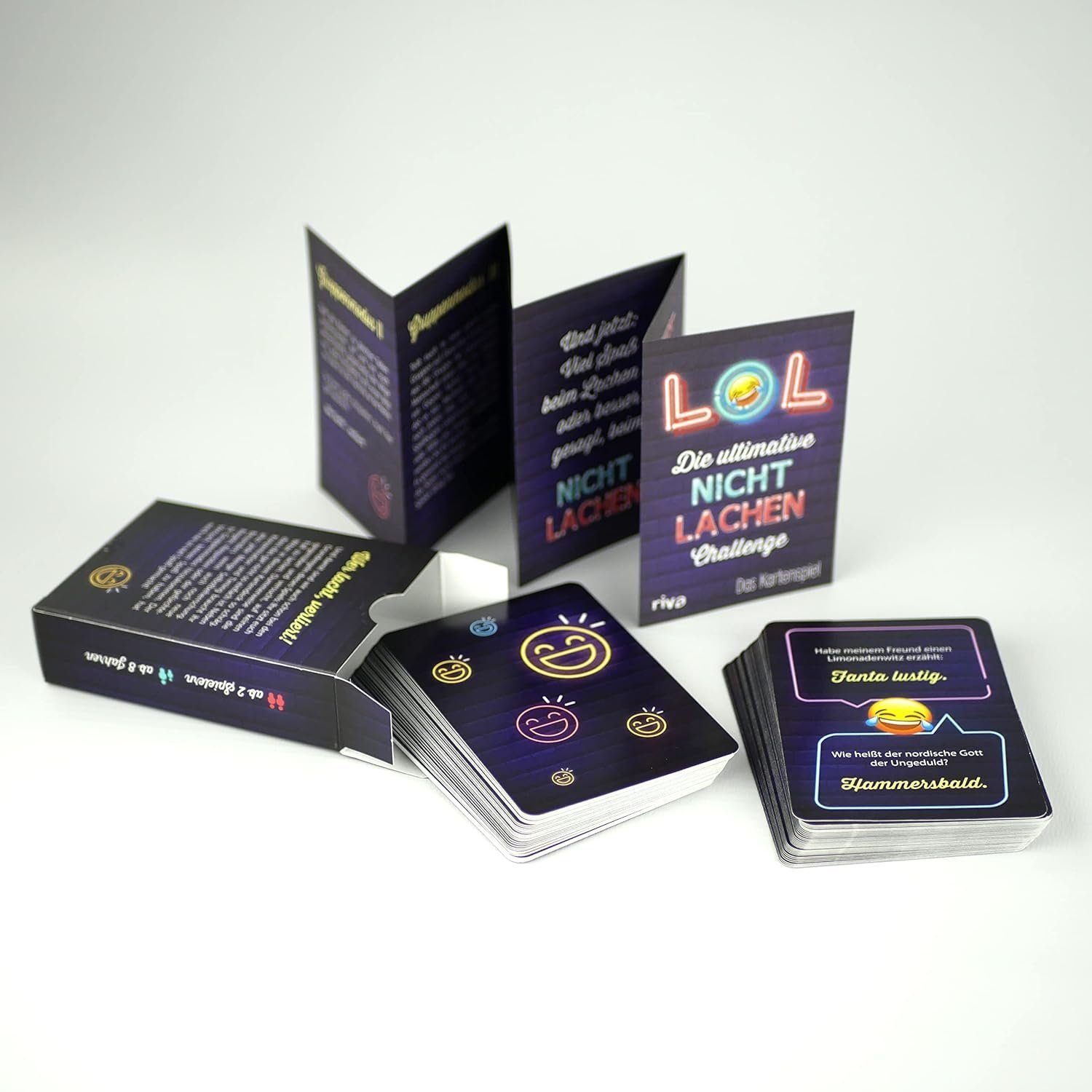 Riva Spielesammlung, LOL – Die ultimative Nicht-lachen-Challenge: Das Kartenspiel Witzen, Flachwitzen, Scherzfragen. Partyspiel Mann & Frau ab 8 Jahren, Gesellschaftsspiele Erwachsene & Kinder Kartenspiel Weihnachtsgeschenk