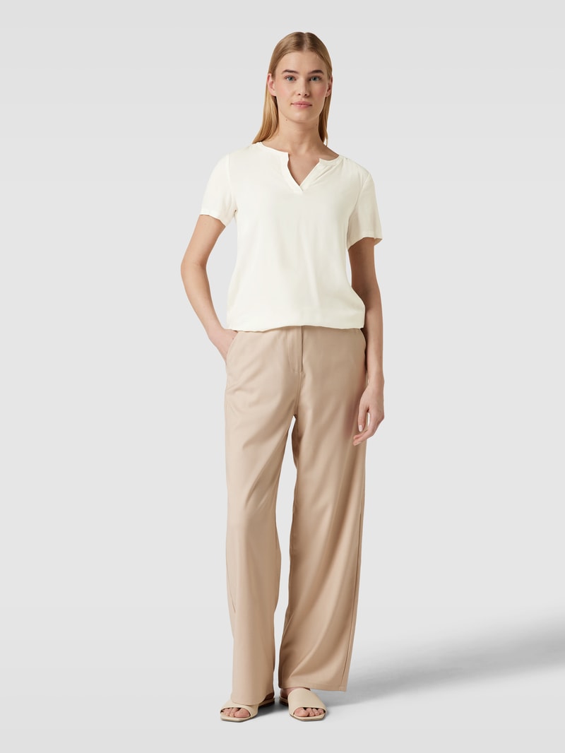 Blusenshirt mit V-Ausschnitt in offwhite