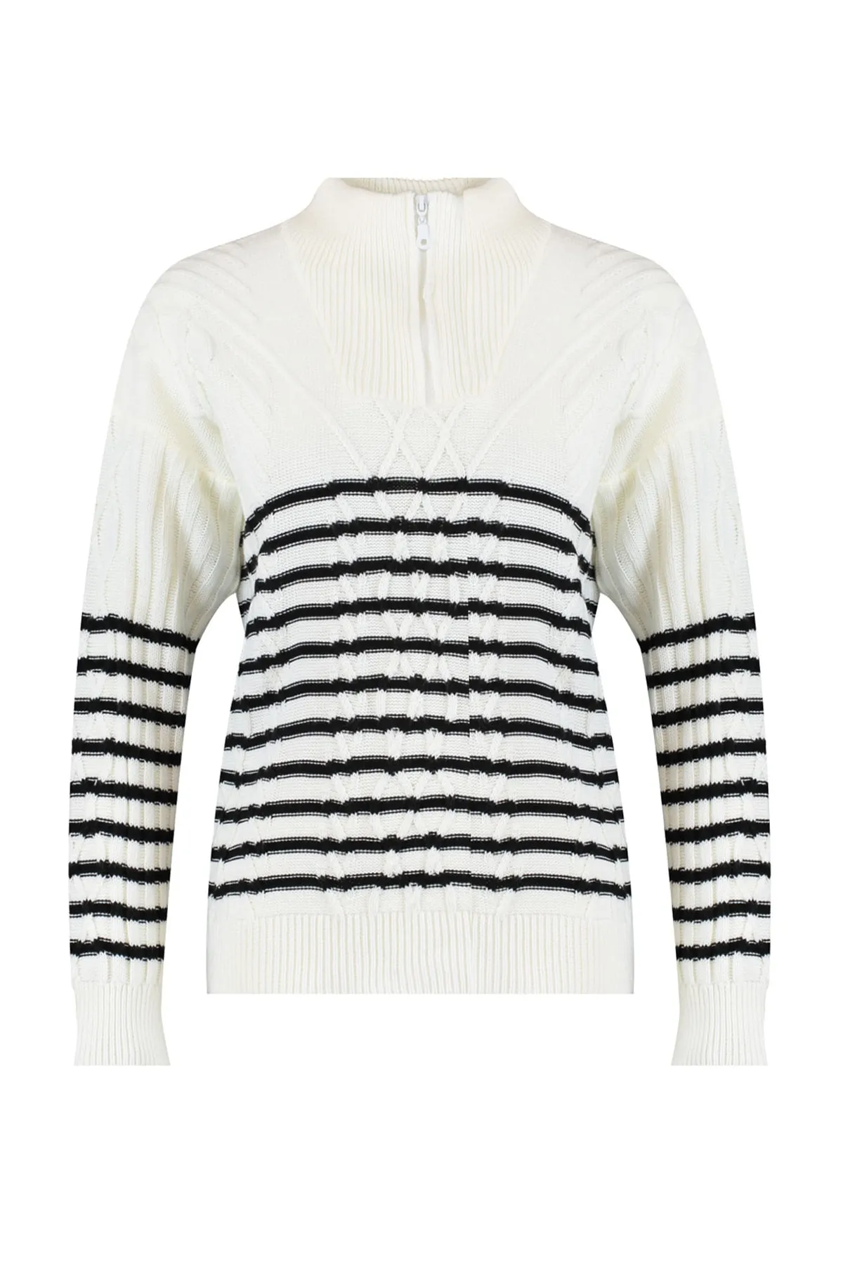 Trendyol Collection  Ecrufarbener Strickpullover mit weiter Passform TWOAW22KZ0020