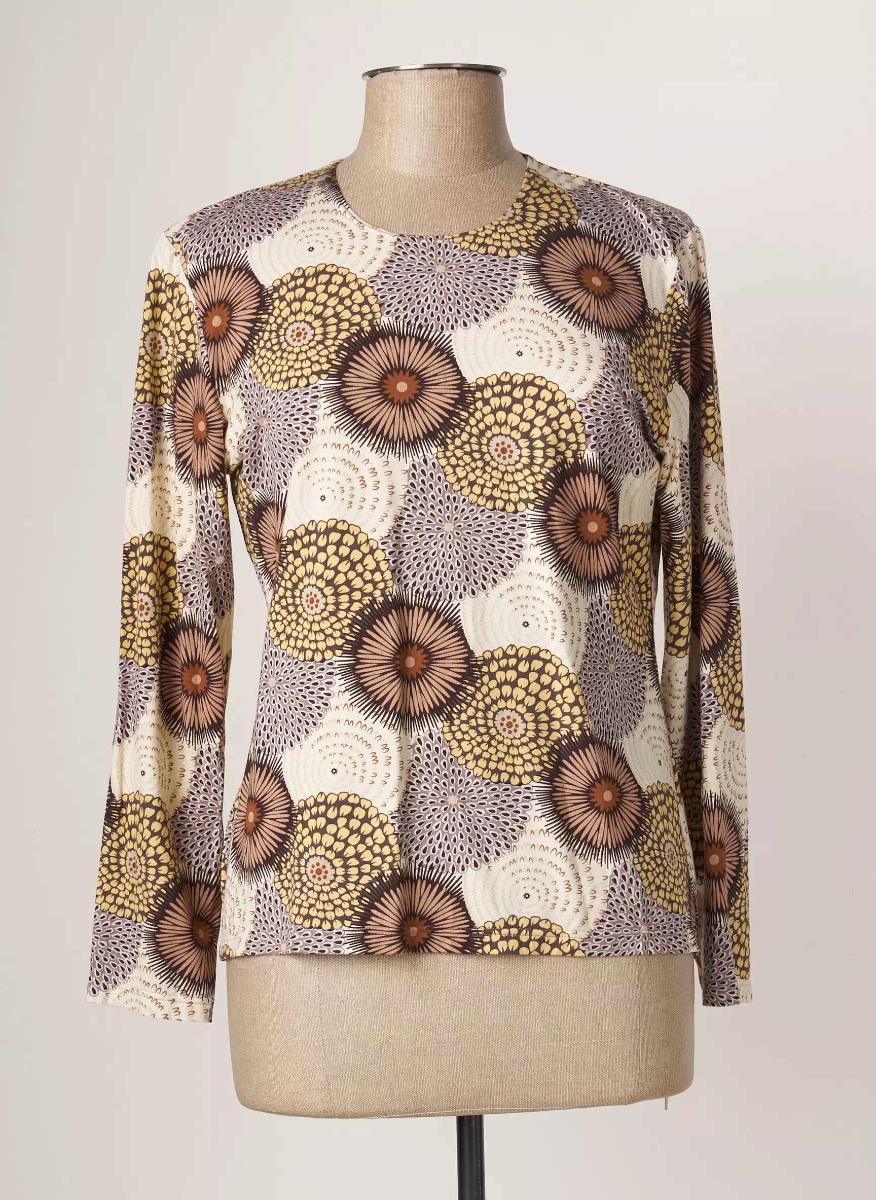 Guy Dubouis Tshirts Femme couleur beige