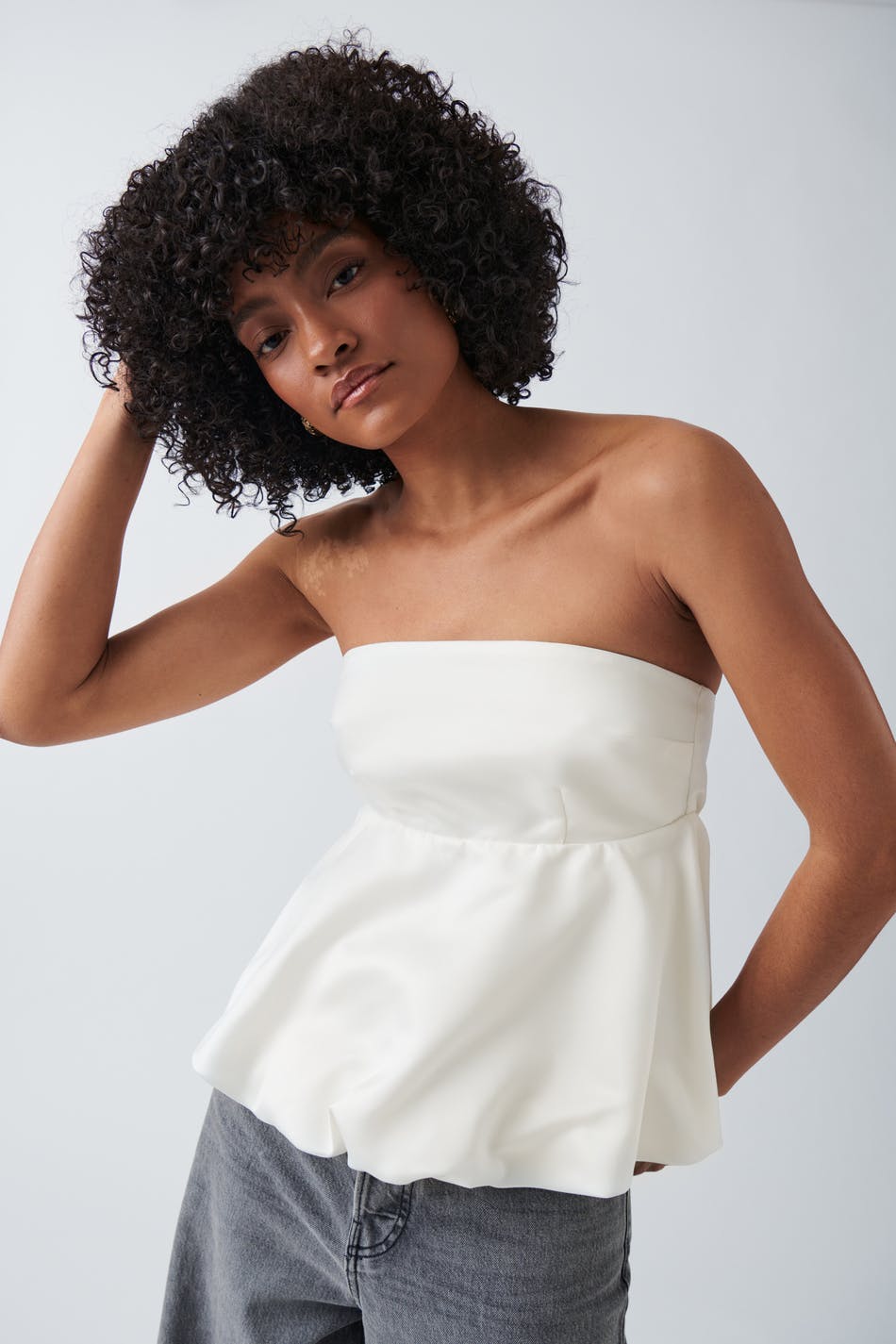 Frill singlet