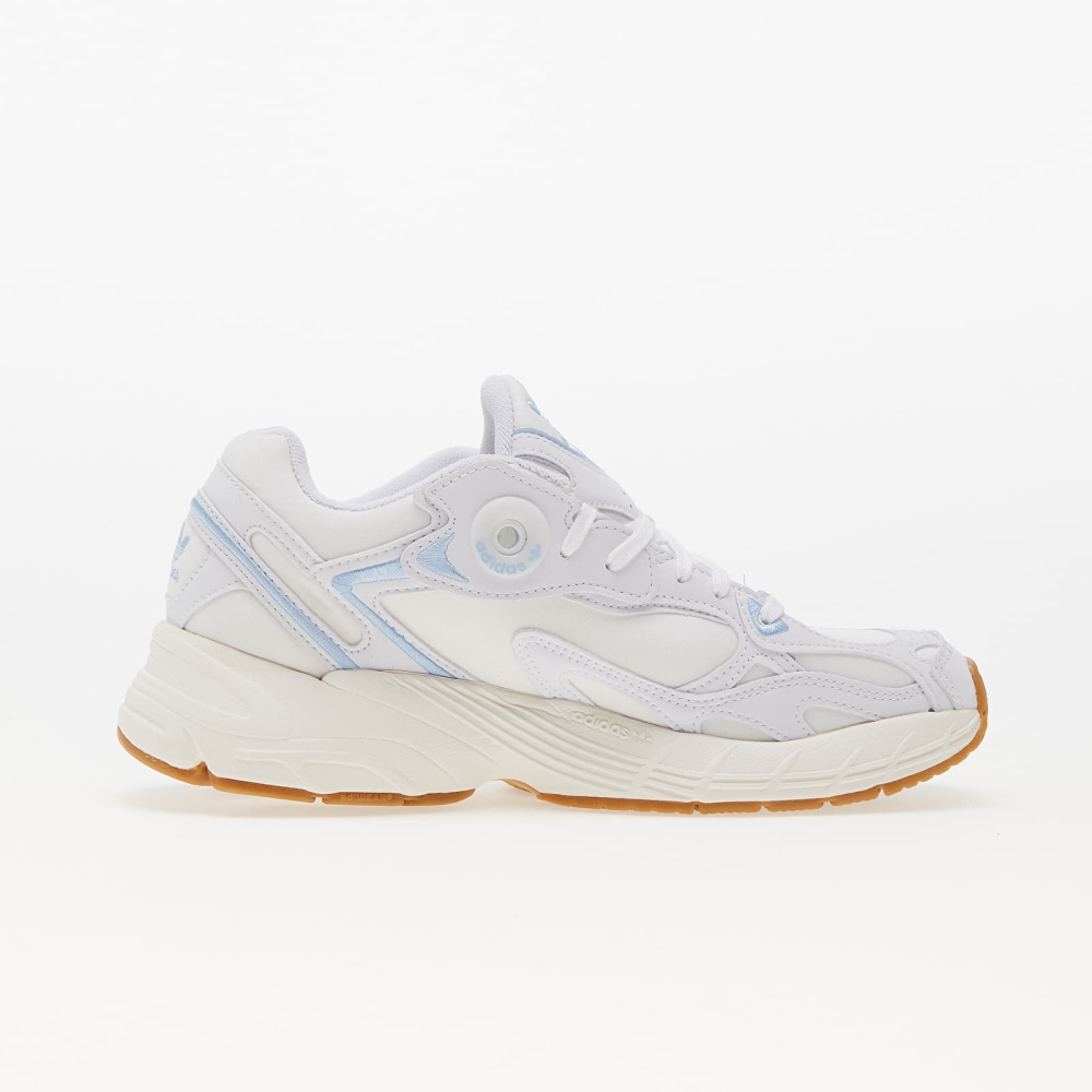 adidas Astir W IE9629 / weiss