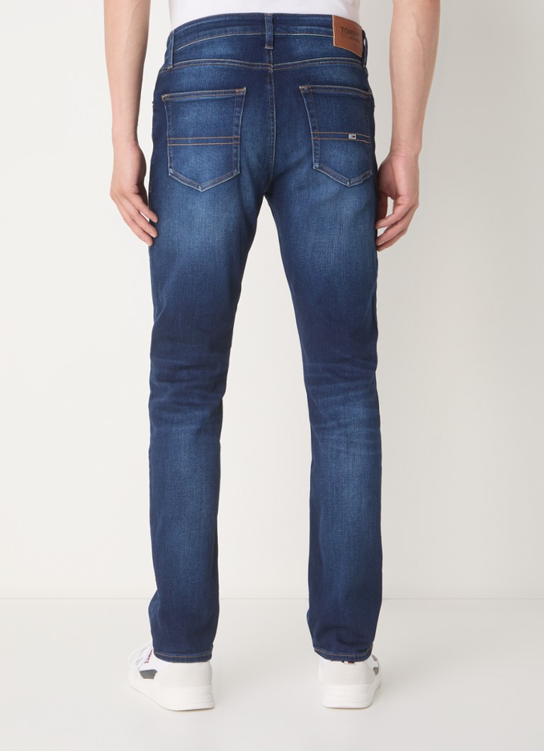 Tommy Hilfiger Ryan -slim fit -farkut, joissa tumma pesu