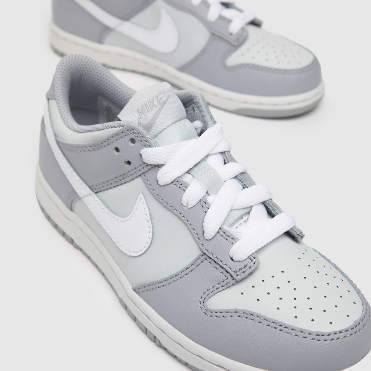 Nike grå Dunk Low Junior-tränare
