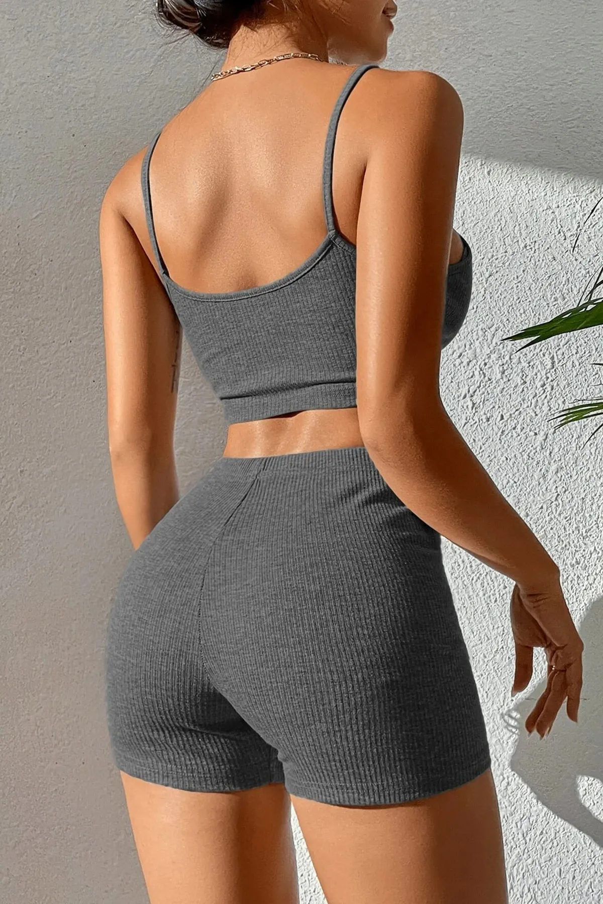 Imoda  Anthrazitgraues Nachthemd-Set mit Shorts und Unterhemd für Damen