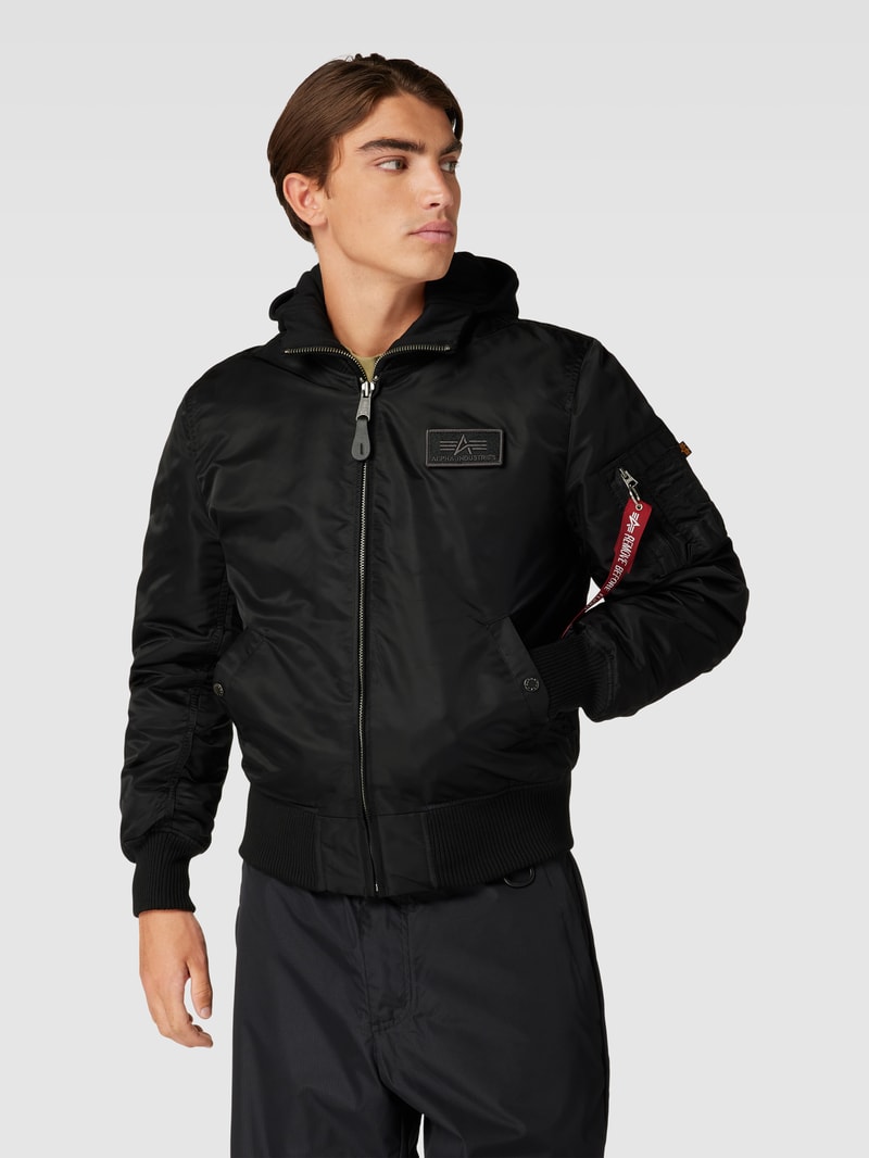 Bomberjacke mit Kapuze in schwarz