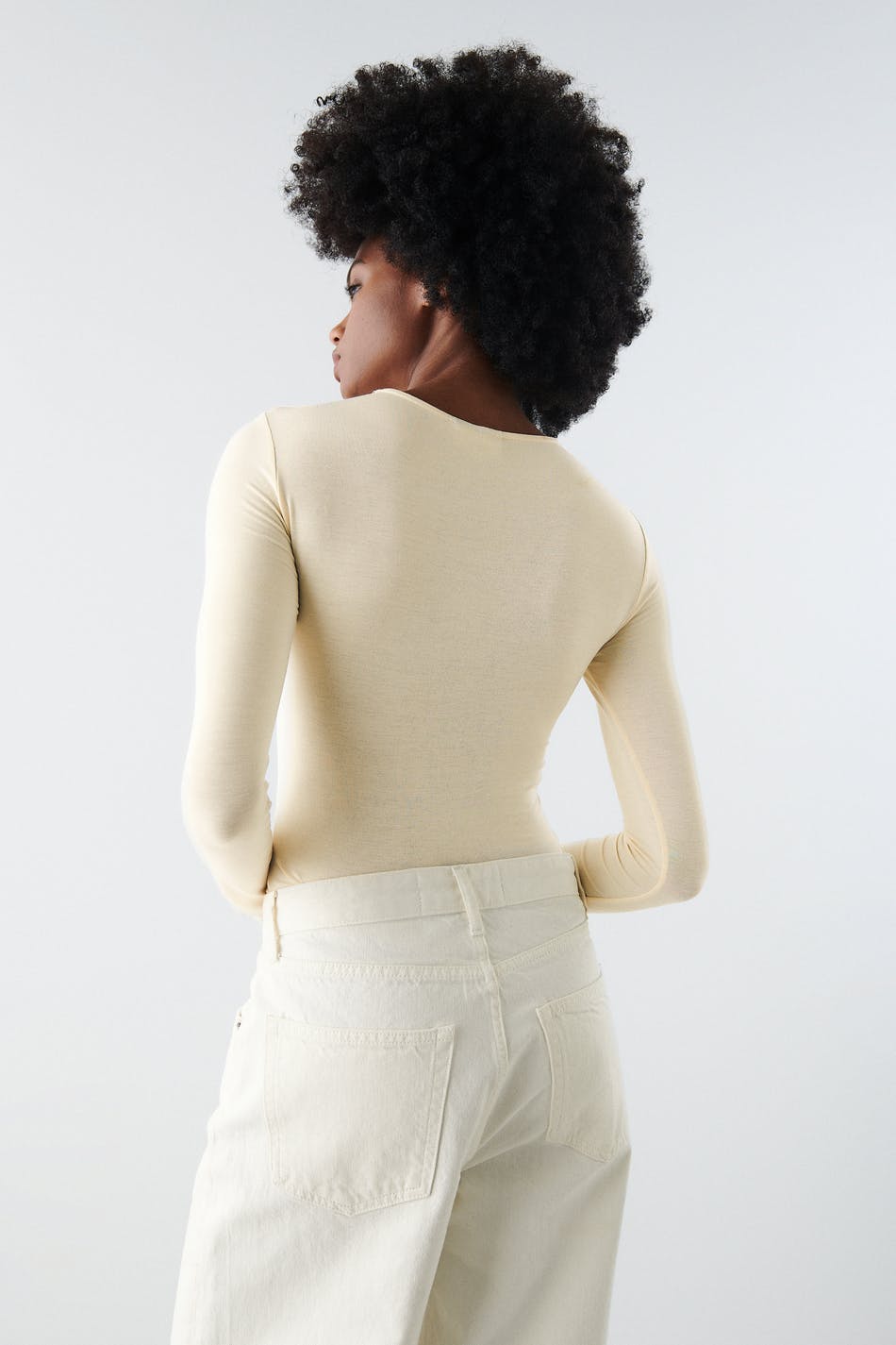 Mw cut out body