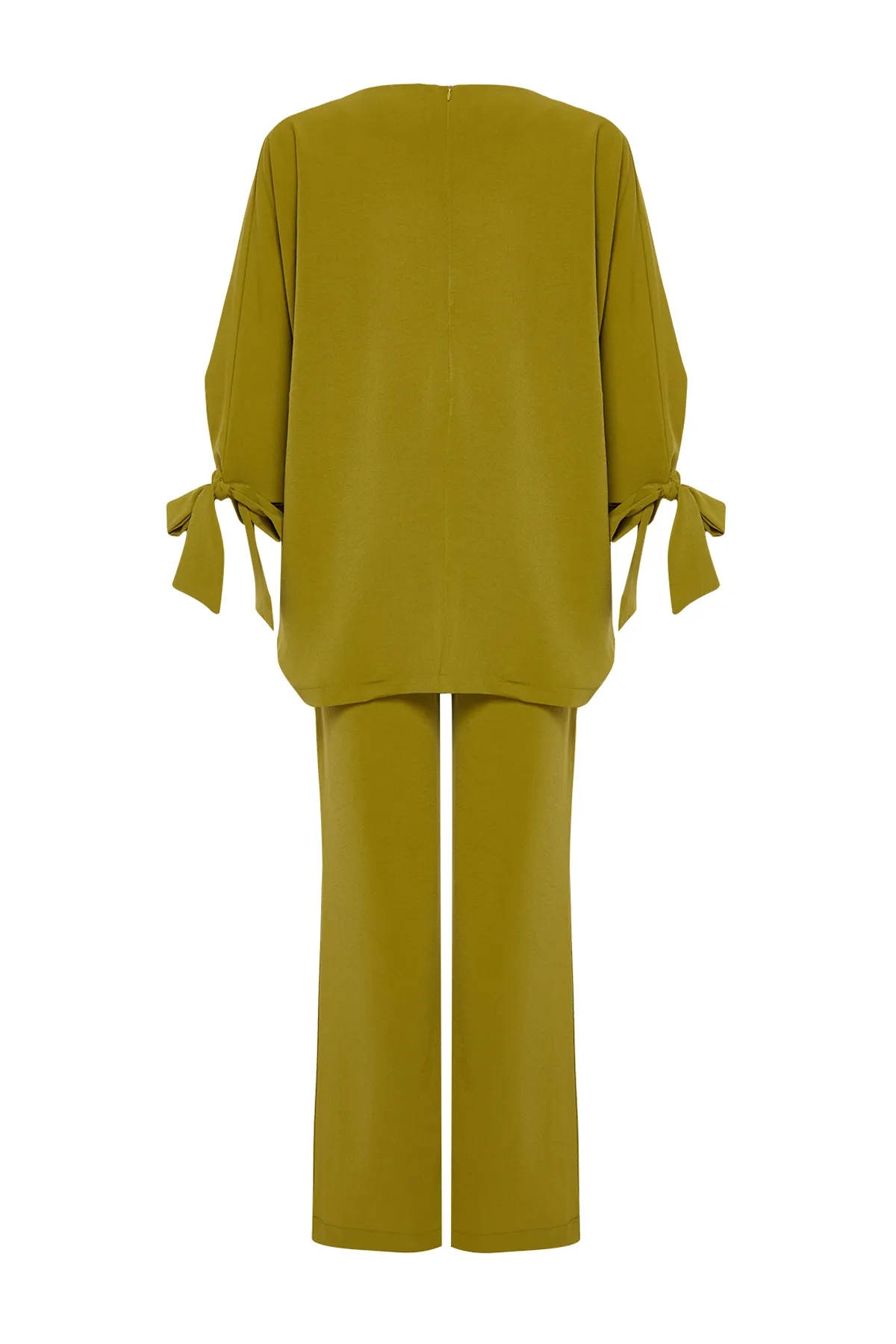 Trendyol Modest  Grünes gewebtes Aerobin-Tunika-Hosen-Set mit Fledermausärmeln TCTSS23US00043