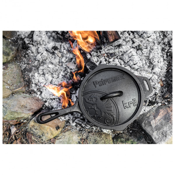 Petromax - Gusseiserne Kasserolle mit Deckel