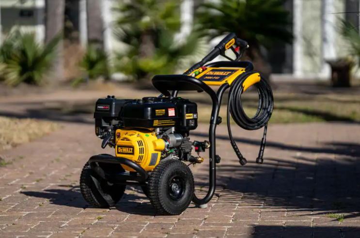 Lavadora de alta pressão DEWALT 3400 PSI 2,5 GPM com água fria e bomba de lóbulos axiais AAA