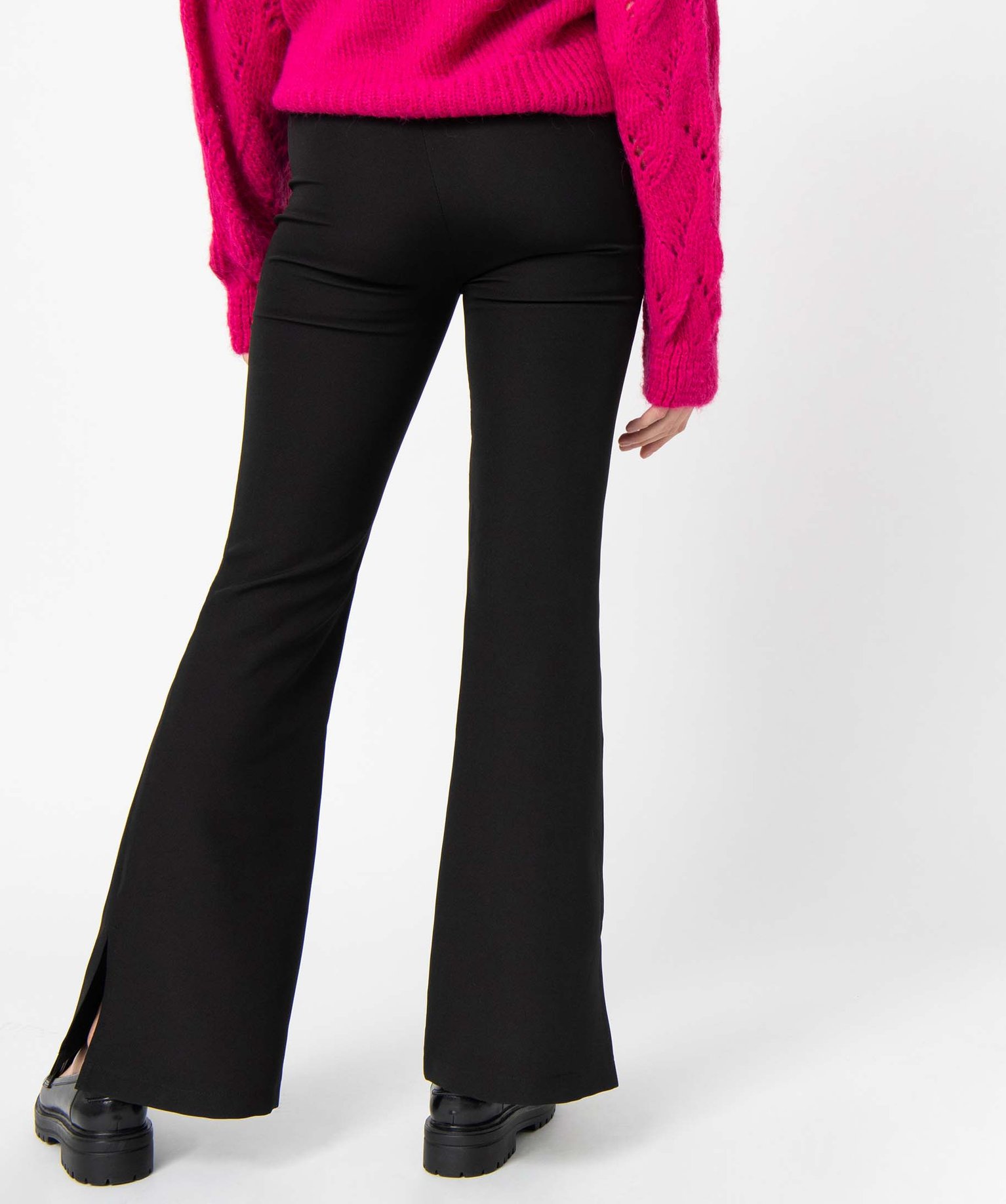 Pantalon femme coupe flare avec bas fendus noir | GEMO