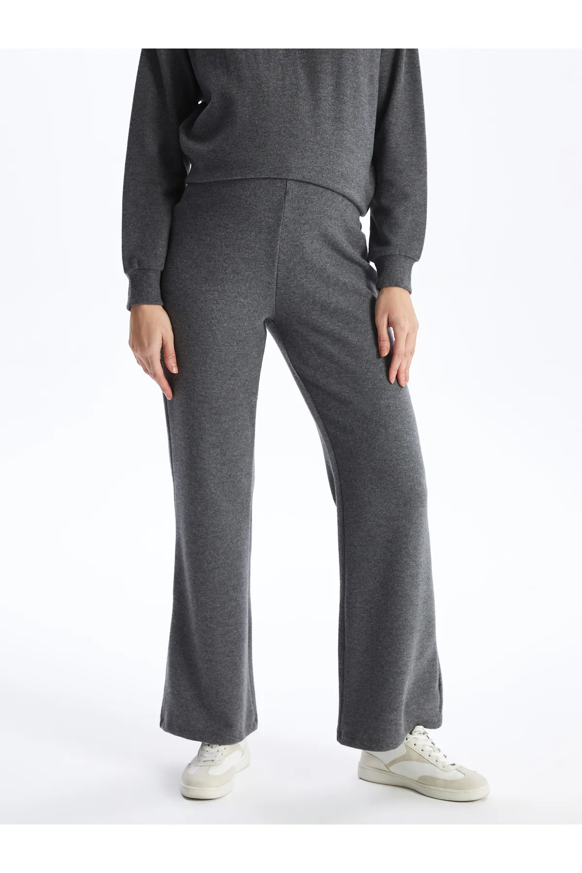 LC Waikiki  Jogginghose - Schwarz - Relaxed