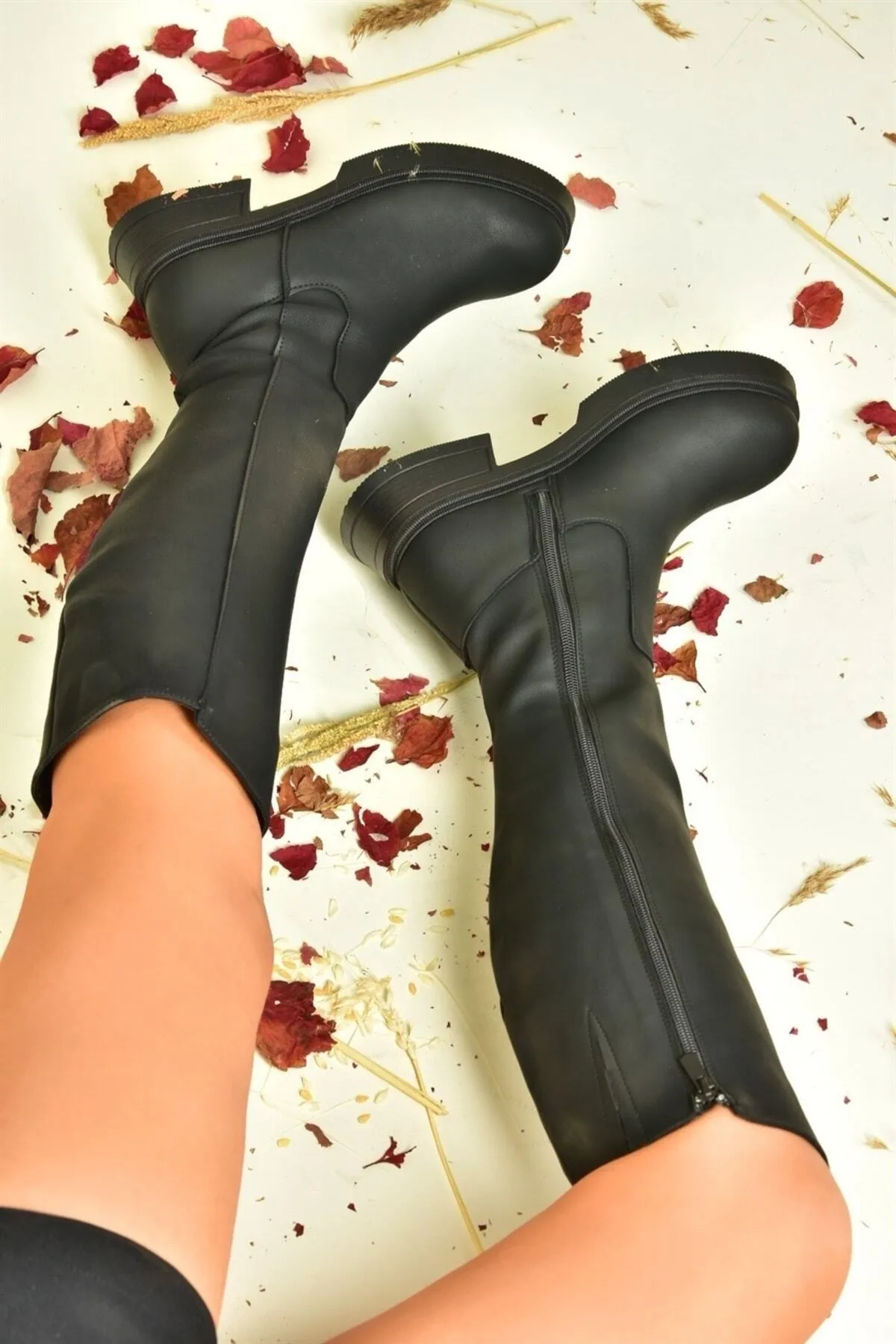 Fox Shoes  Schwarze Daily-Damenstiefel mit niedrigem Absatz N674265109