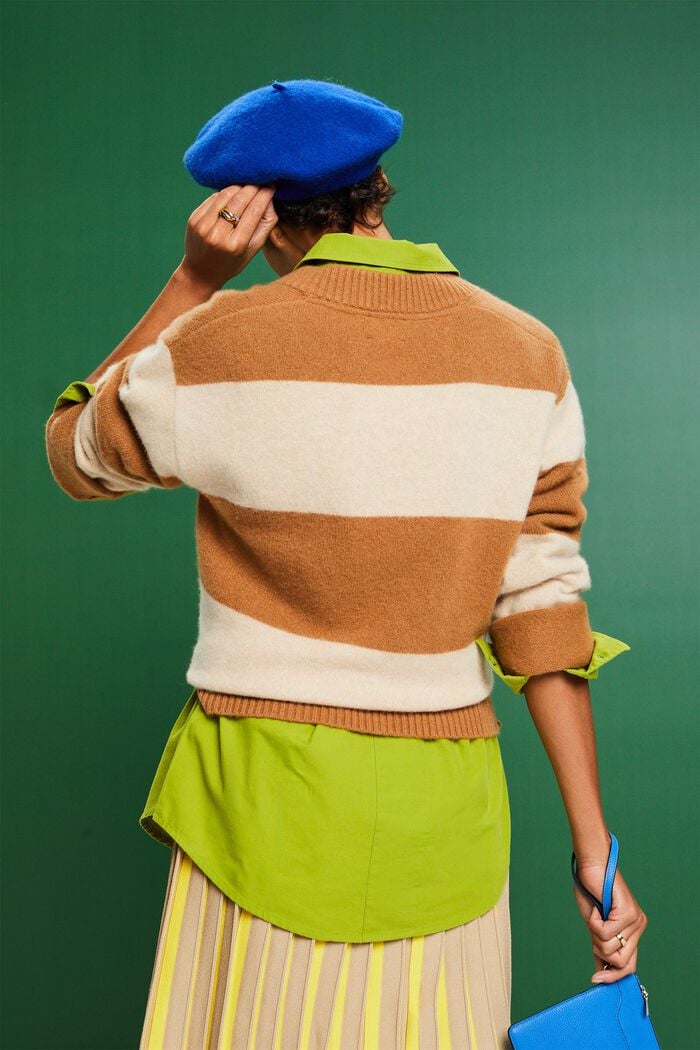 Kaschmirpullover mit Rugbystreifen und V-Ausschnitt