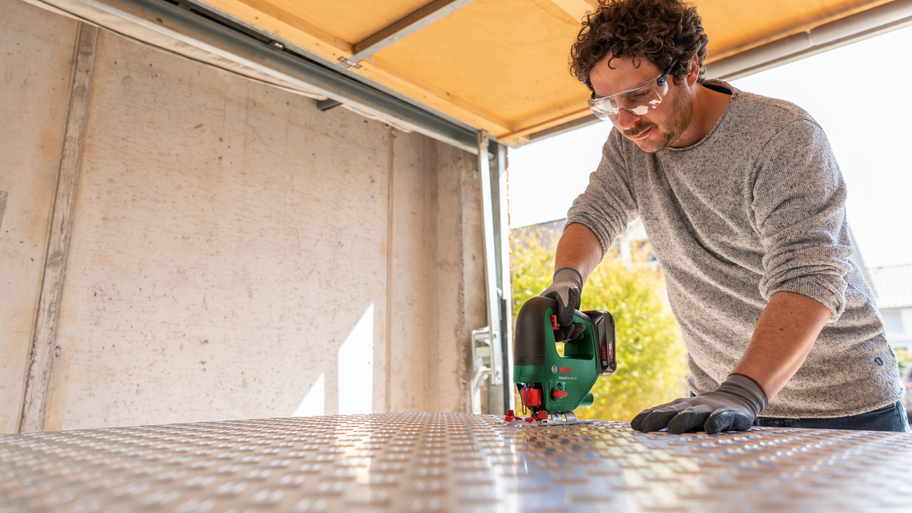 UniversalSaw 18V-100 - ohne Akku | ohne Ladegerät