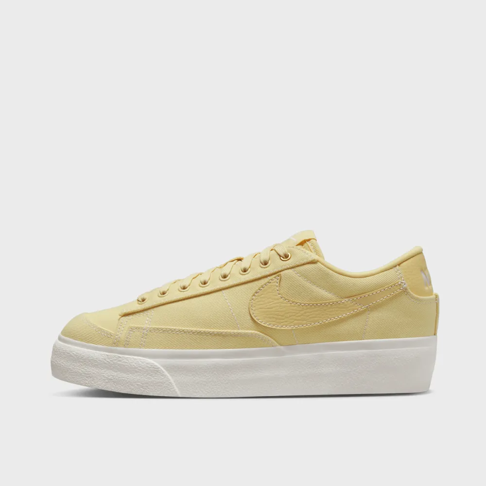 Nike Blazer Low Platform Canvas Cnvs DV7475-200 / braun
