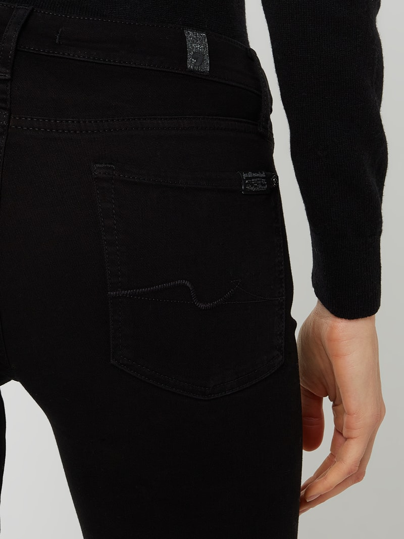 Super Skinny Fit Jeans mit Stretch-Anteil in schwarz
