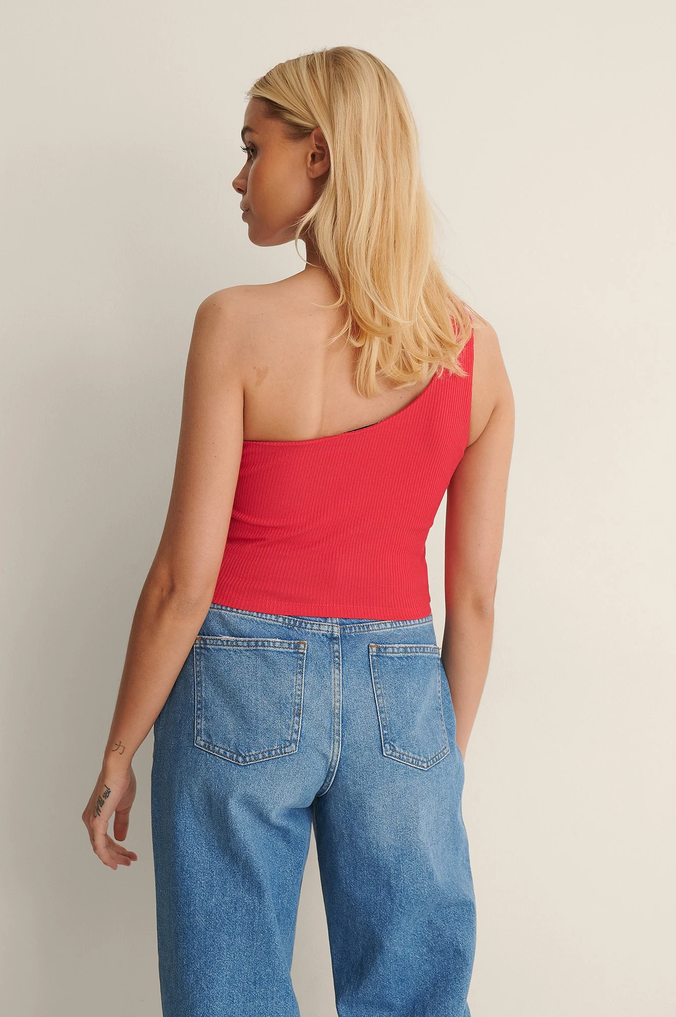 Einseitig schulterfreies Ripp-Crop-Top