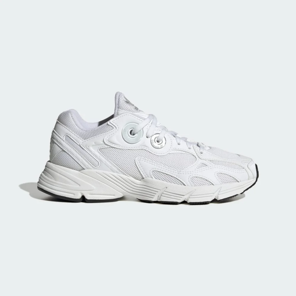 adidas Astir IE9887 / weiss