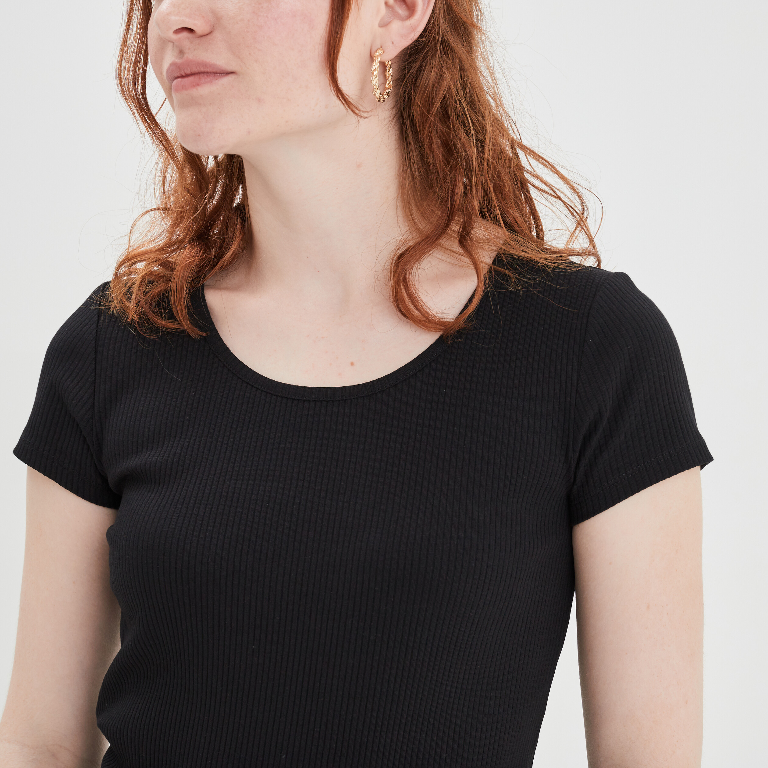 T-shirt manches courtes côtelé noir femme | La Halle