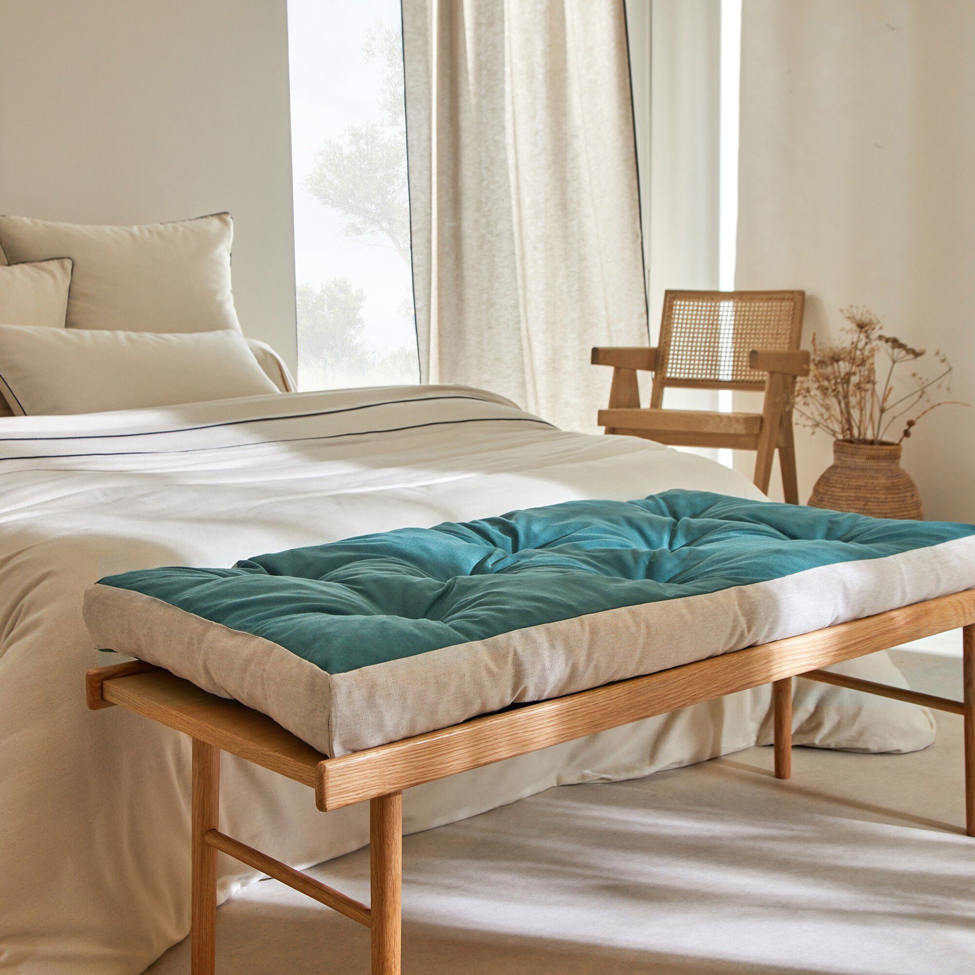 Long coussin de sol, collection 