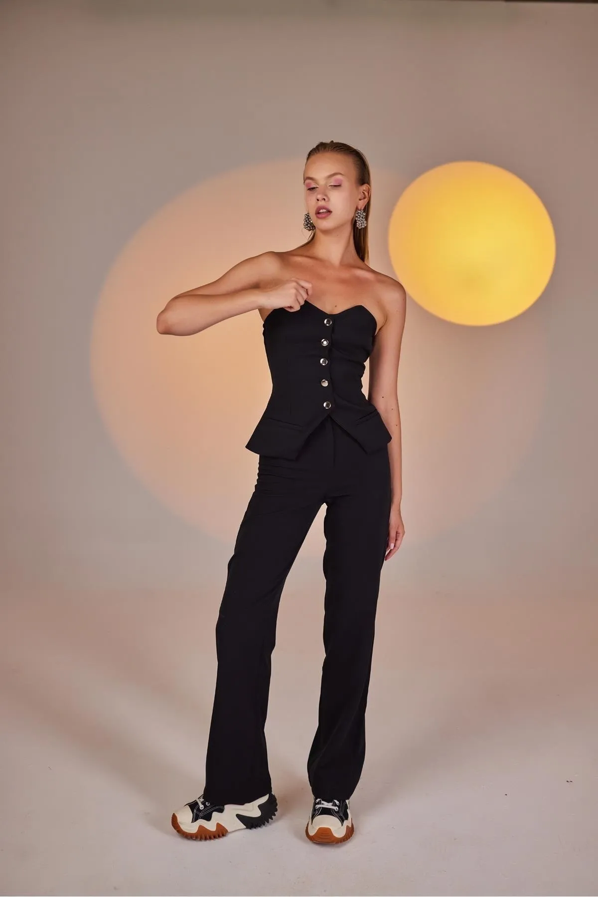 HOLLY LOLLY  Panky-Hose aus Stoff mit hoher Taille und Knopfverschluss in Schwarz