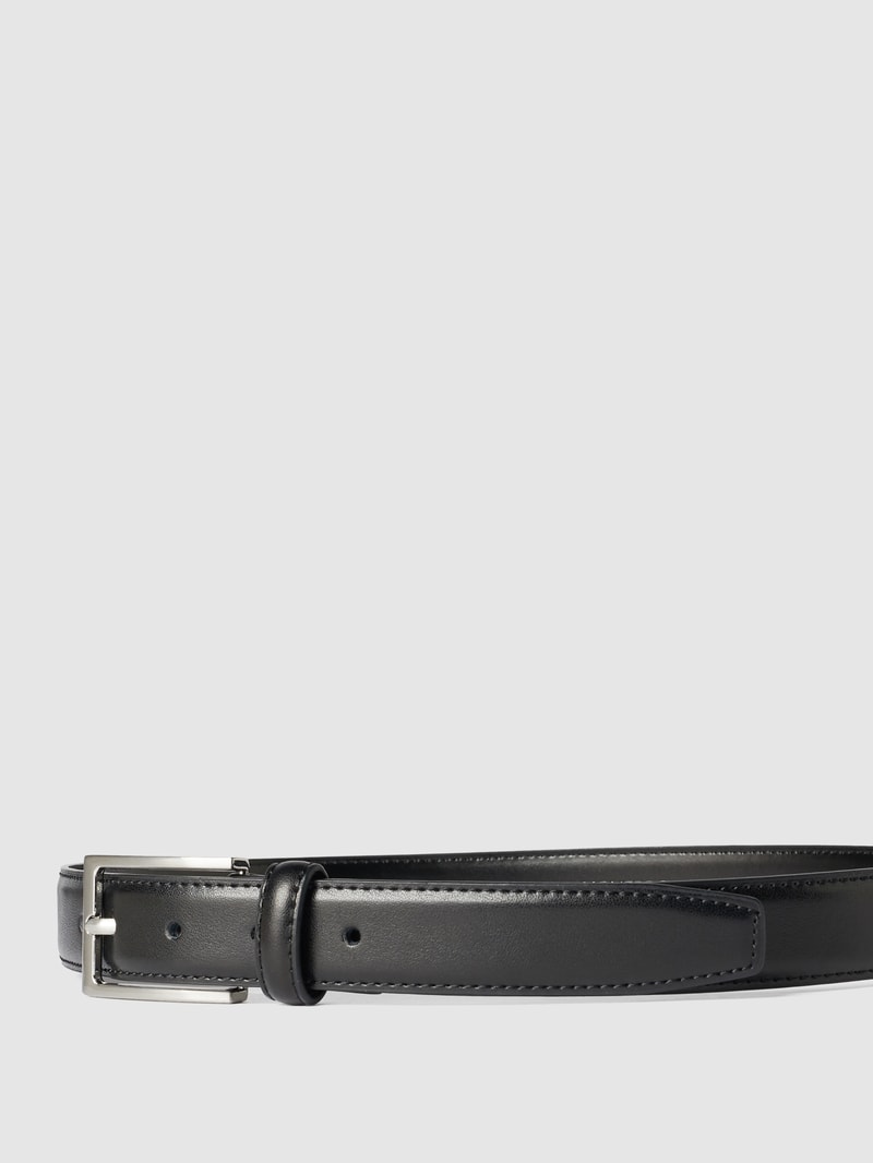 Gürtel aus Leder in schwarz