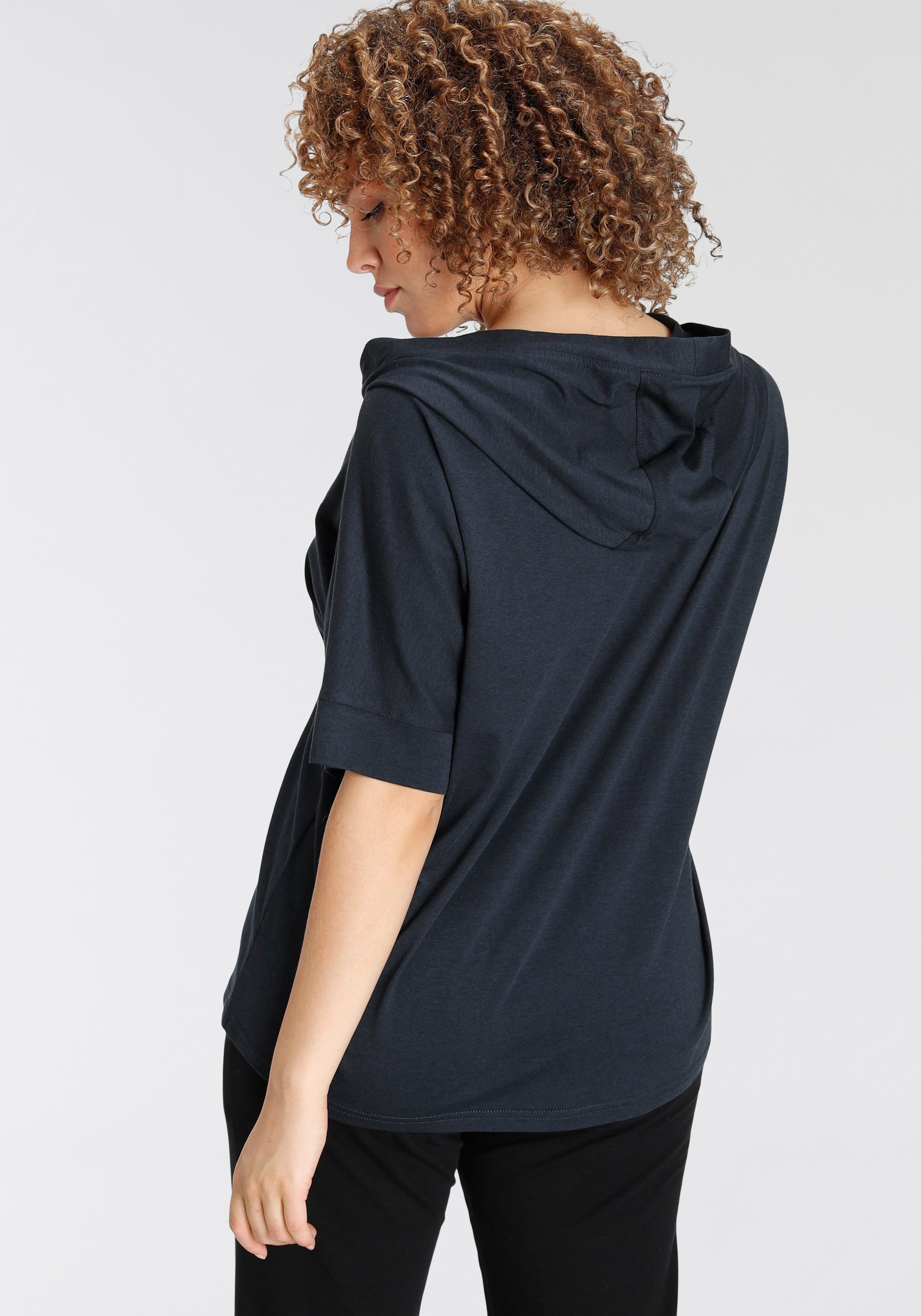 KangaROOS T-Shirt