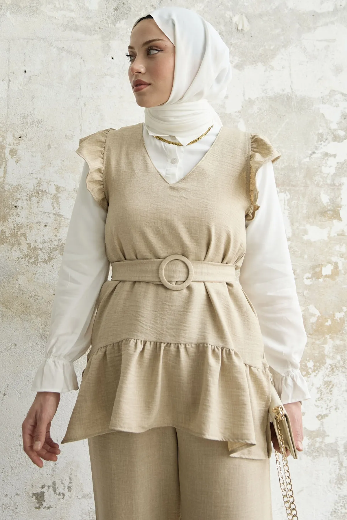 InStyle  Dreiteiliges Set mit Rüschen an der Schulter - Beige