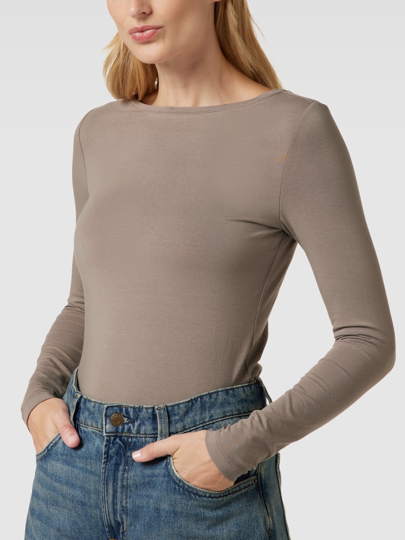 Longsleeve mit U-Boot-Ausschnitt in taupe