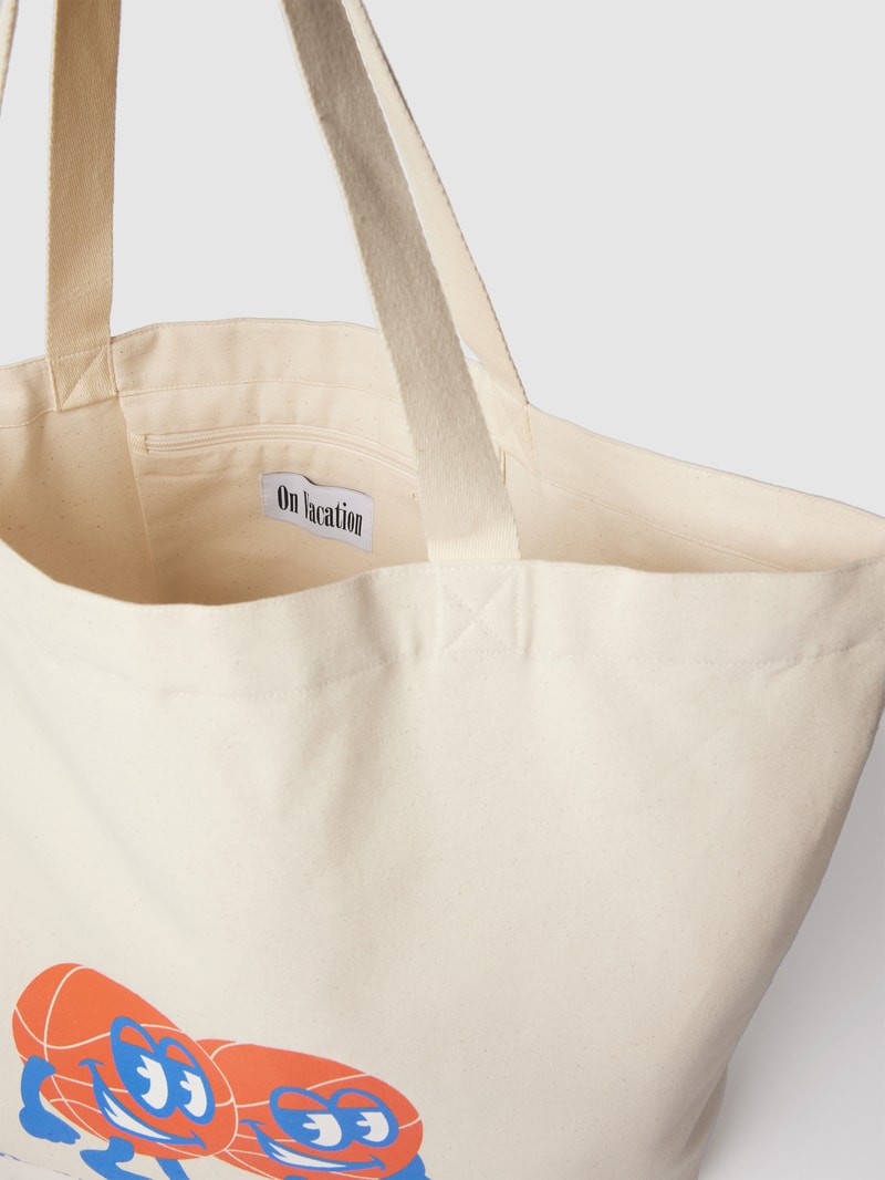 On Vacation x P&C - Shopper mit Label-Print in weiß