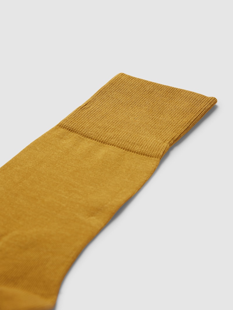 Socken mit Label-Print Modell 'Tiago' in messing