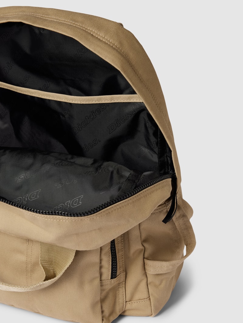 Rucksack mit Label-Patch Modell 'LISBON' in khaki