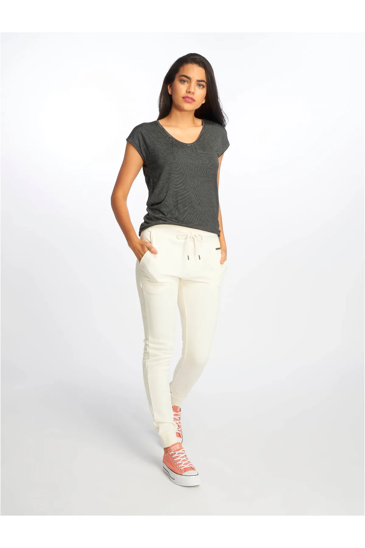 Just Rhyse  Damen Just Rhyse – Poppy – Jogginghose White