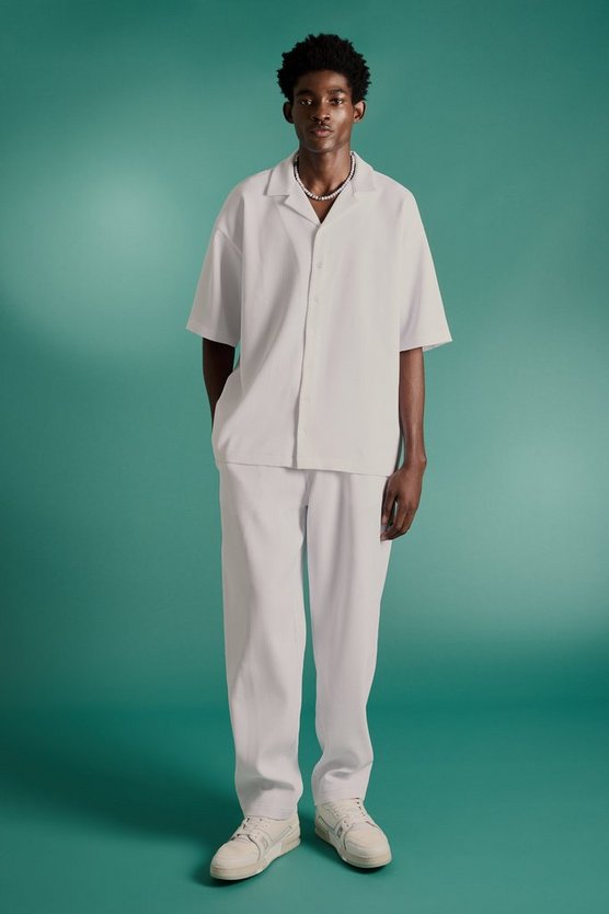 Kurzärmliges Oversize Hemd & Hose mit geradem Bein