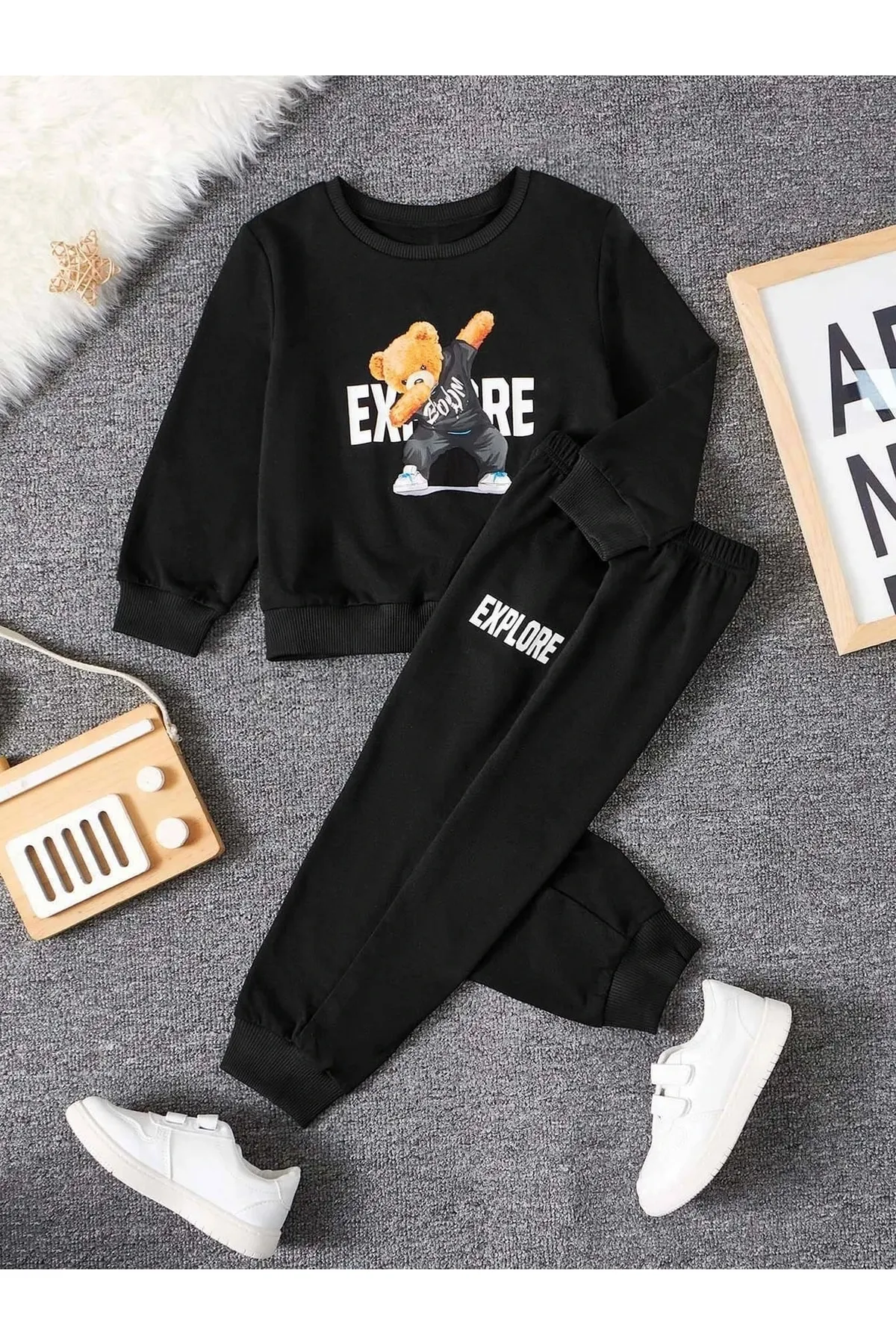 Know  Unisex-Kinder-Trainingsanzug-Set aus Baumwolle mit Teddybär-Aufdruck in Schwarz