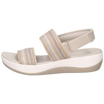 Clarks Arla Stroll Sandale in beige