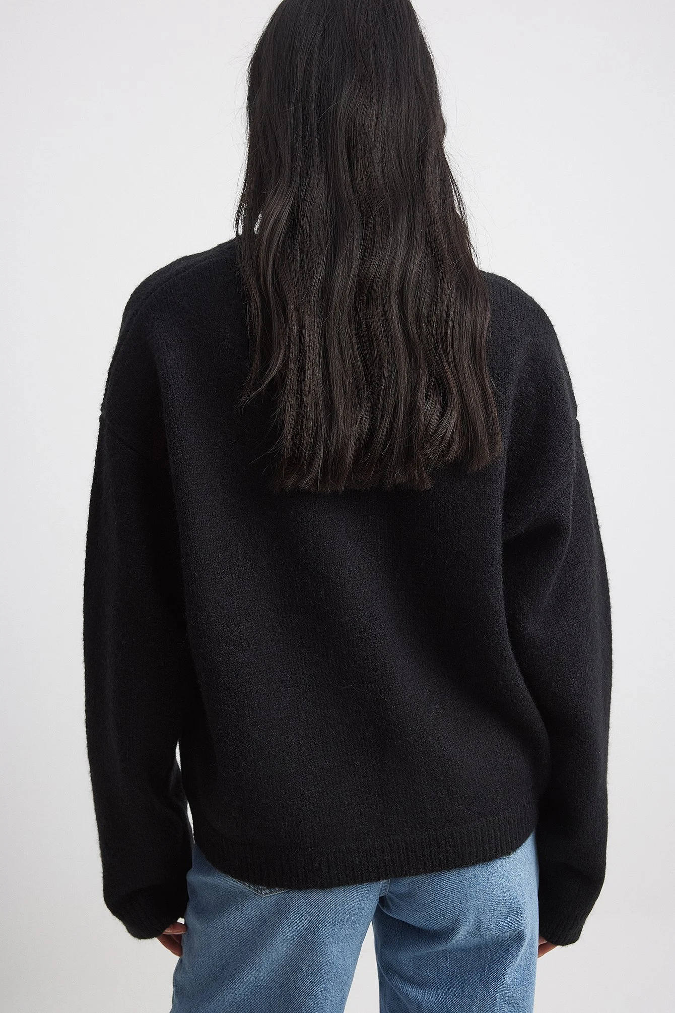 Rundhalsausschnitt Strickpullover