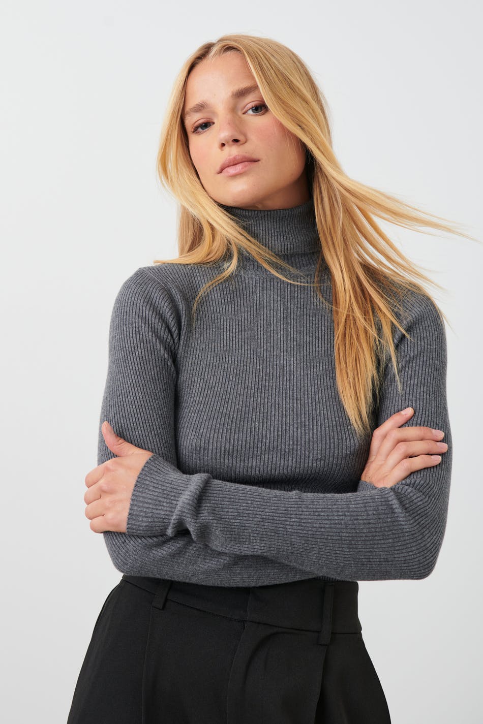 Knitted turtleneck top